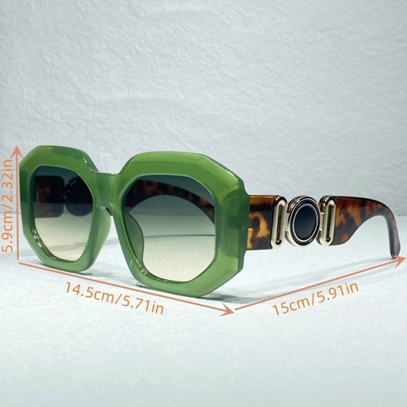 New Arrival Sunglasses “ Greener on the Other Side”🕶️ - Picture 2 of 3